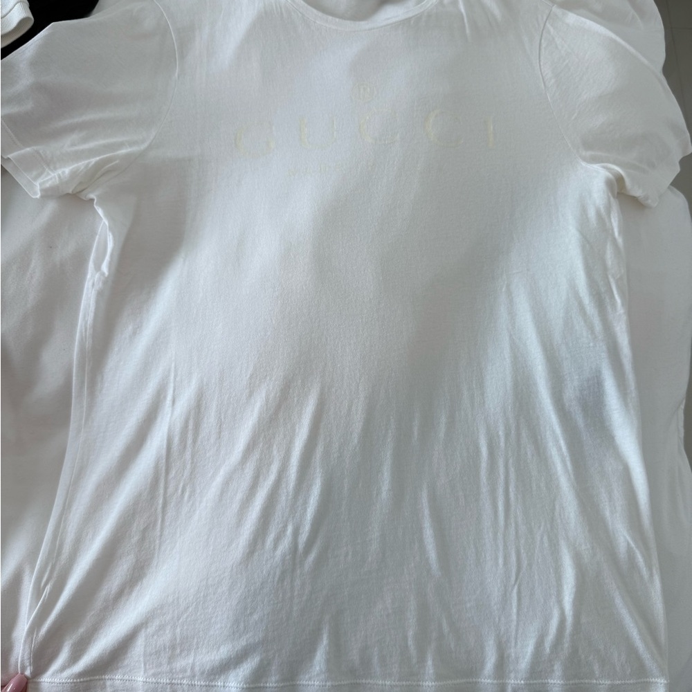 Gucci Subtle Logo White Tee - Picture 2 of 6